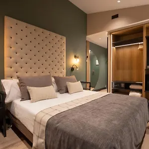 4* Hotel Piolets Centre