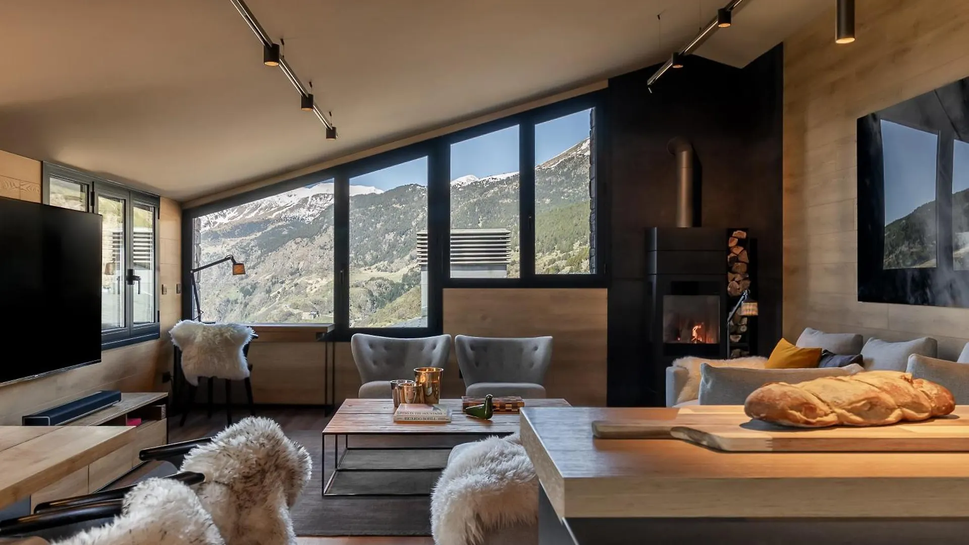 Luxury Ski Chalet Andorra contacts
