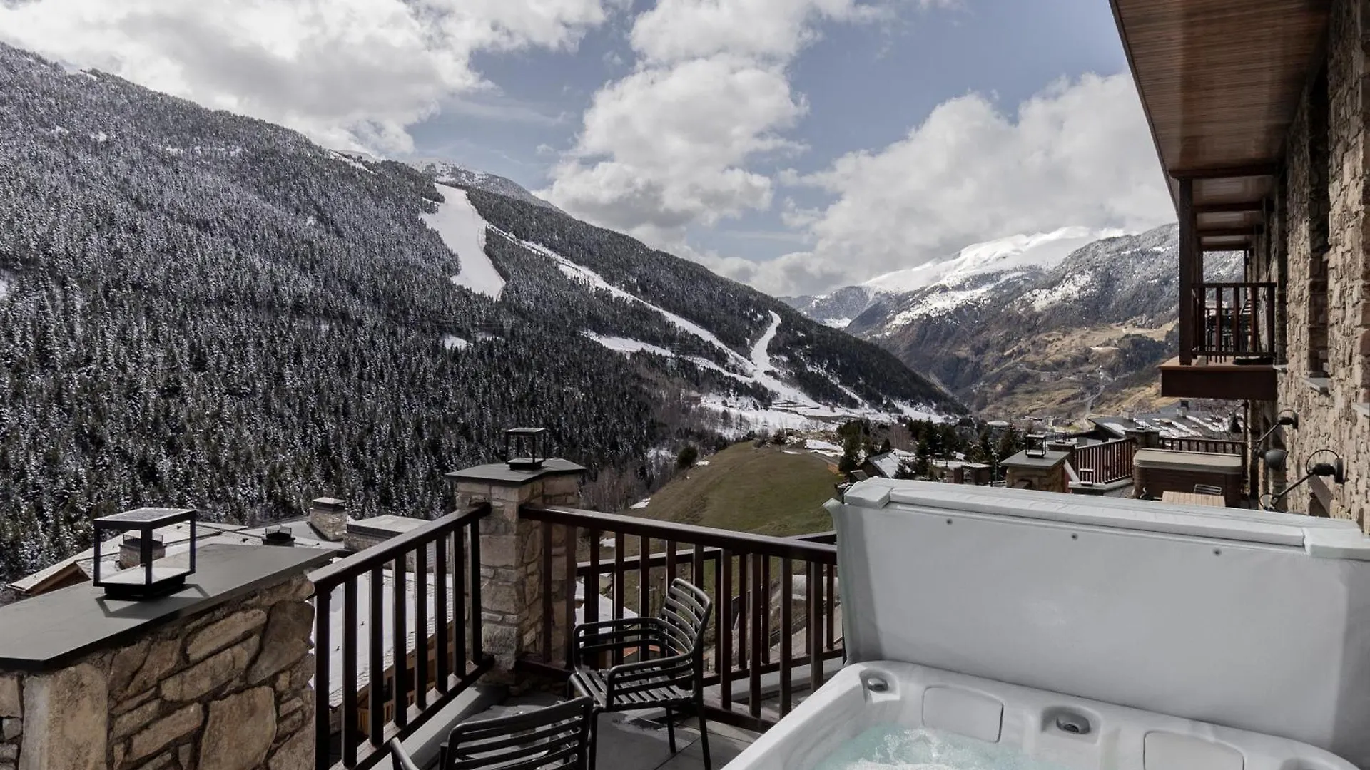 Luxury Ski Chalet Andorra Soldeu Apartment